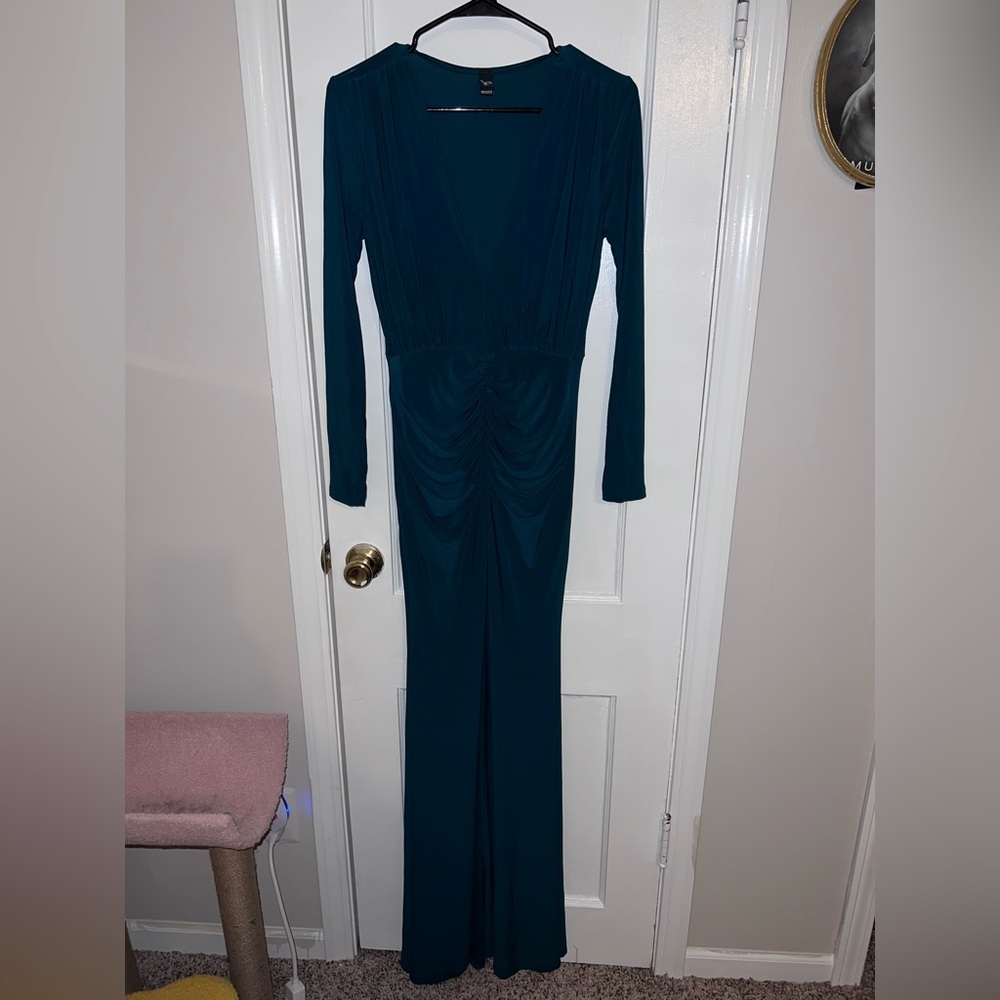 Windsor Green Low Cut Mermaid Dress Formal Prom Wedding Homecoming - Picture 2 of 5
